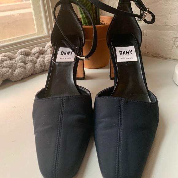 Vintage DKNY Heels - Picture 1 of 3